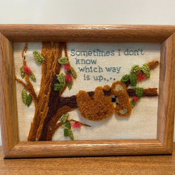 Vtg Jiffy Crewel Embroidery Stitchery Koala Bear 5x7 Oak Framed Picture Decor - Picture 1 of 9
